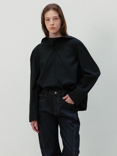 Cowl-Neck Back Open Blouse [Black] - RRACE - Modalova