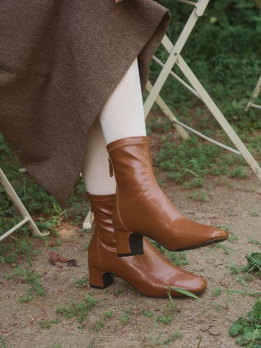 IRIS Classic Spandex Ankle Boots 5.5CM [Brown] - TTHONE - Modalova