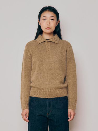 Women] Baby Alpaca Button Collar Sweater () - KNITLY - Modalova