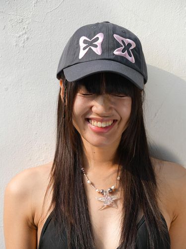 Lucky Rookie Ball Cap (Charcoal) - muwm - Modalova