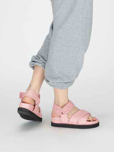 Velcro Platform Sandals _PinK Sheep (4cm) - SHOE BY CHOI - Modalova