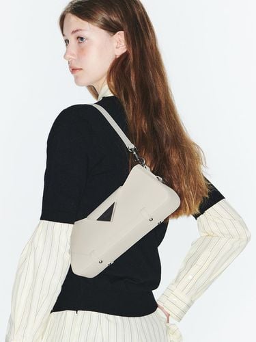 GAVI TRIANGLE BAG - CREAM - FENNEC - Modalova