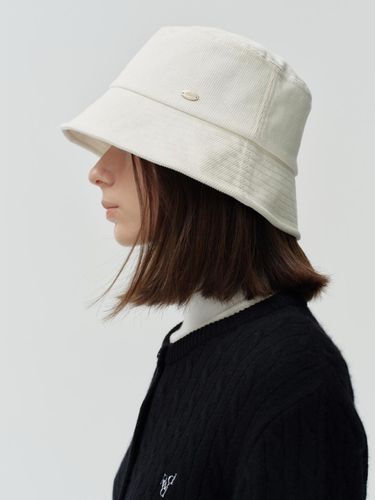 Corduroy bucket hat - DEPOUND - Modalova