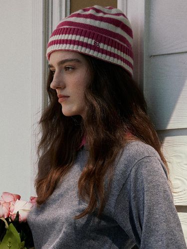 UNI) Stripe Wool Beanie Pink - Studio & Parc - Modalova