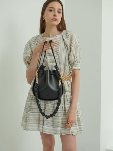 Tina Shoulder Bag (Black) - MINE`VIE - Modalova