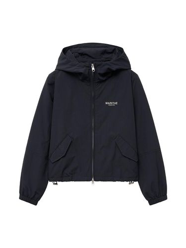 Women Hooded Windbreaker Jacket - MARITHE MOUVEMENT - Modalova