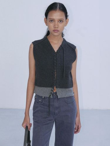 SUPERFINE MERINO WOOL SEWED VEST - DARK GREY - Enor - Modalova