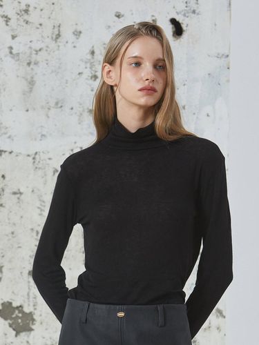 BASIC TURTLENECK TOP_BLACK - ANOETIC - Modalova