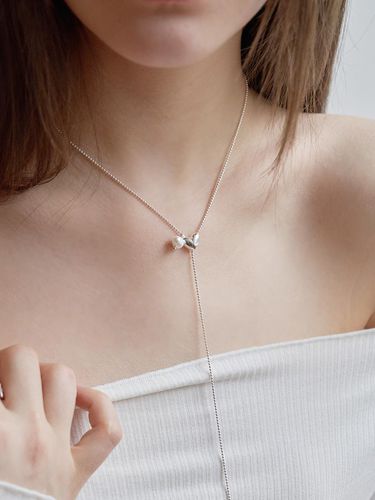 Heart & Pearl Drop Chain Necklace - OVT-U - Modalova