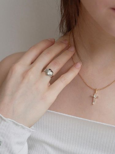 Cross Necklace and Heart Ring - Set - OVT-U - Modalova