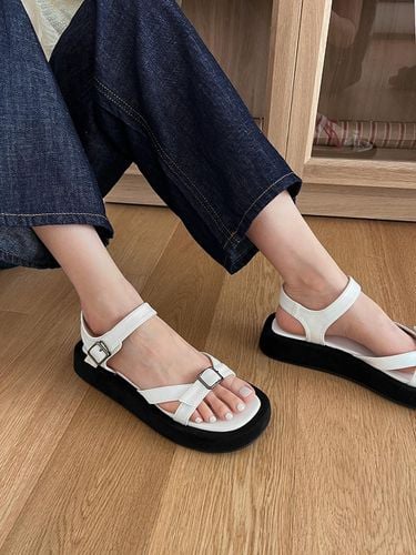 Nice Strap Platform Sandals (3cm) - SAPPUN - Modalova