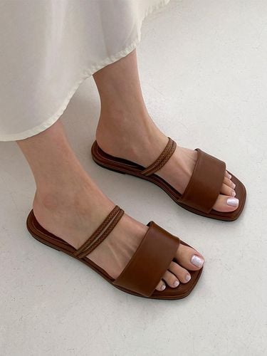 Blossy Strap Sandals (1cm) - SAPPUN - Modalova