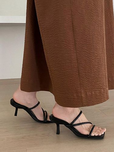 Lemari Strap Sandals Mule (6. 5cm) - SAPPUN - Modalova