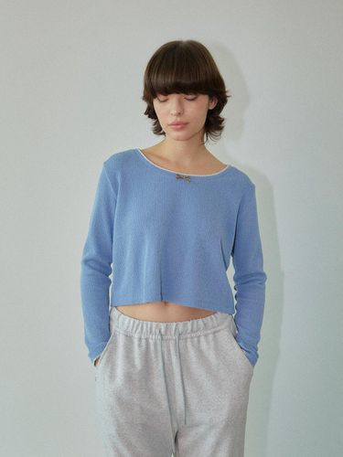 Pony Ribbon Knit Top Light Blue WBDFNT002LB - WOVEMENT - Modalova