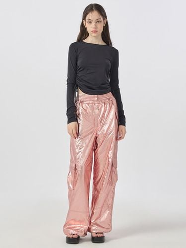 Metallic Cargo Padding Pants Peach WBBFPA027LP - WOVEMENT - Modalova