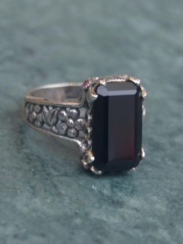 Duena black onyx Ring - martha in the garret - Modalova