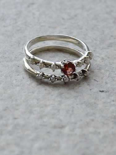 Garnet 260 Ring - martha in the garret - Modalova