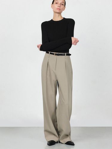 Comfort One Tuck Slacks_AUTO GRAY - ONE - Modalova