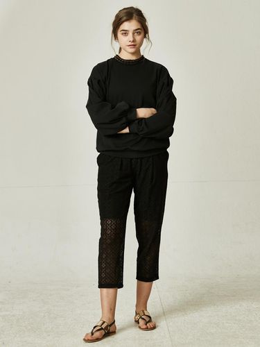 VOLUME TUCK PANTS_BLACK LACE - LONDON CLOU:D - Modalova