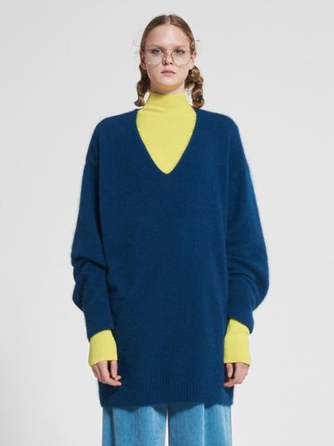 Very Soft Wool Knit Top Blue WBAFNT007BL - WOVEMENT - Modalova