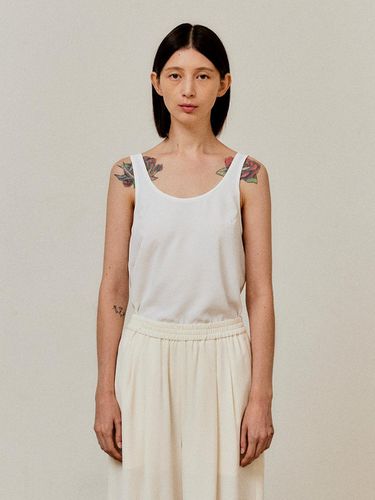 DRESSY EASY TANK TOP (WHITE) - VIS A VIS - Modalova