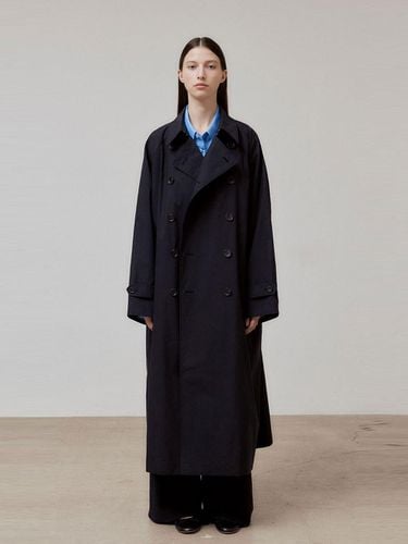 TYPEWRITER TRENCH COAT (BLACK) - VIS A VIS - Modalova