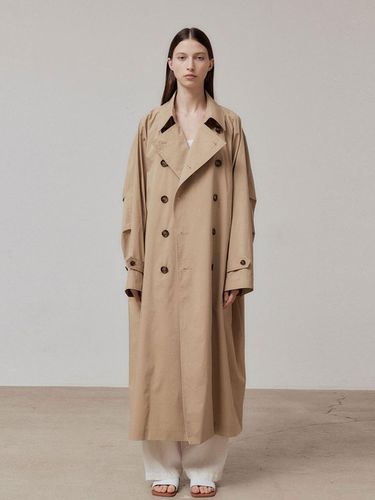 TYPEWRITER TRENCH COAT (BEIGE) - VIS A VIS - Modalova