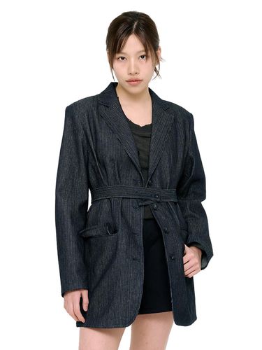 BELT DENIM BLAZER (LEBSSJK5068) - LETOILE - Modalova