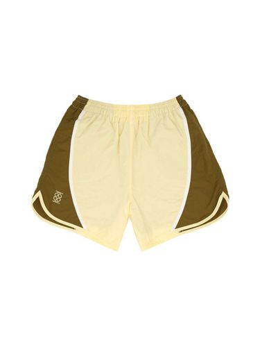 Marathon Shorts Yellow Brown - Kijun - Modalova