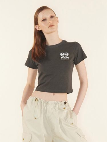 Standard Crop T - Shirt Charcoal - Kijun - Modalova