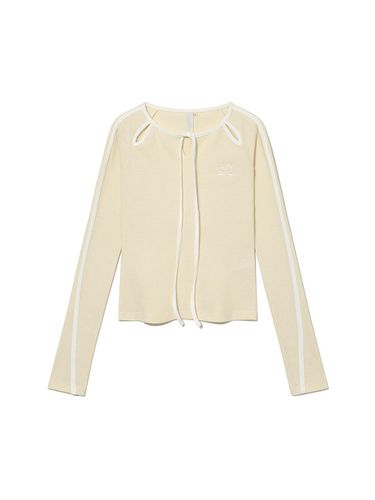 Sunshine Cut Out Top - Kijun - Modalova