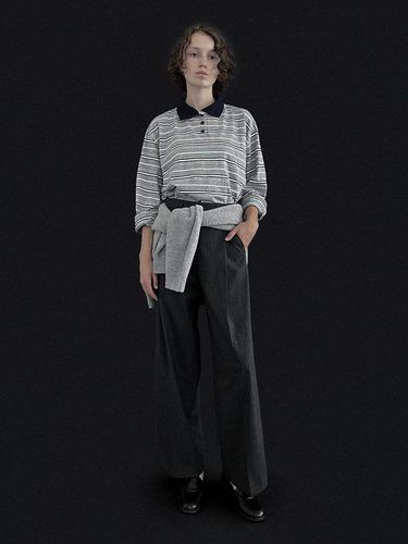 SALT Label] STRIPE ONE TUCK PANTS_CHARCOAL - Studio Salt - Modalova