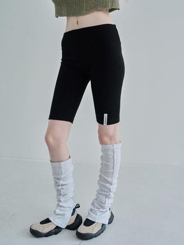 Comfortable High-Waisted Half-Length Leggings [Black] - oursaalty - Modalova