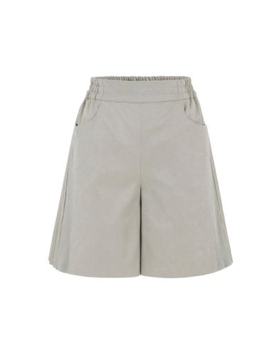 Haze Pleated Shorts - odlyworkshop - Modalova