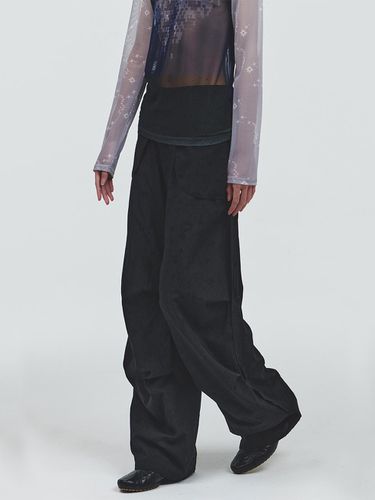 Decompose Embroidered Knee Dart Trousers - odlyworkshop - Modalova