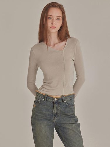 Soft Touch Asymmetric V-neck Tencel Blend Top (T426TP108) - TOPGIRL - Modalova