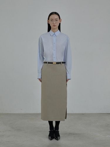 Slit long suit skirt - Beige - MAUSOLEUM - Modalova