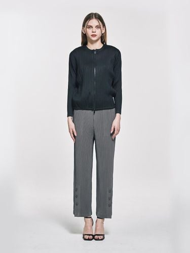 Buttoned vent hem pants_AI02WNPSL10 - yoyoyoy - Modalova