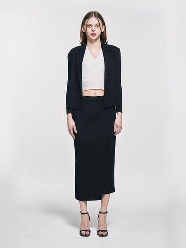 Slit unbalanced H line pleats skirt_AI02WNPSK08 - yoyoyoy - Modalova