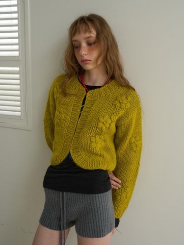 Handmade Flower Cardigan / Olive - oursaalty - Modalova