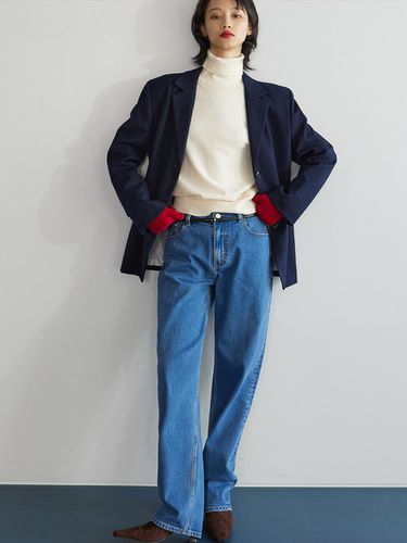 CLASSIC STRAIGHT JEANS BLUE - michikolondon - Modalova