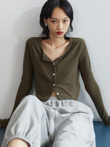 WOOL BLEND CARDIGAN KHAKI - michikolondon - Modalova