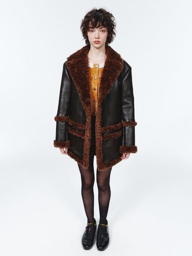 Drift Shearling Coat - odlyworkshop - Modalova