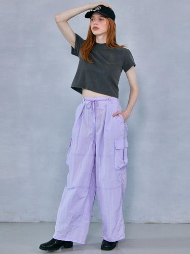 WIDE NYLON CARGO PANTS_PURPLE - Rennesmia - Modalova