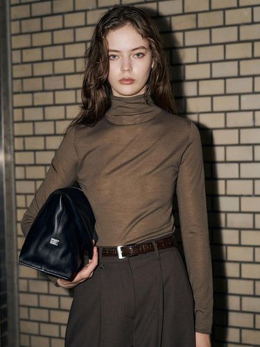 Slim See - through Turtleneck - RENEJ - Modalova