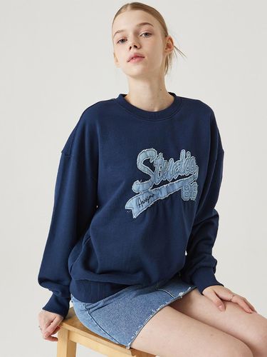 Studio denim patch sweat shirt deep blue - Awesomestudio - Modalova