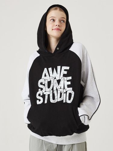 Raglan Hooded Sweat Shirt Black - Awesomestudio - Modalova