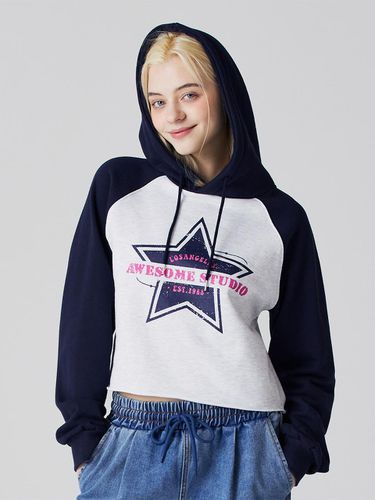 Star Raglan Cropped Hooded Sweatshirt - Awesomestudio - Modalova