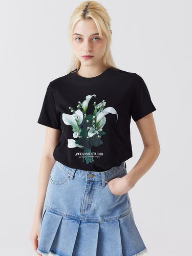 Digital Flower Short Sleeve T-Shirt Black - Awesomestudio - Modalova