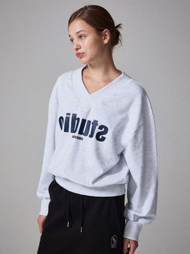 Wide V-neck sweatshirt white gray - Awesomestudio - Modalova